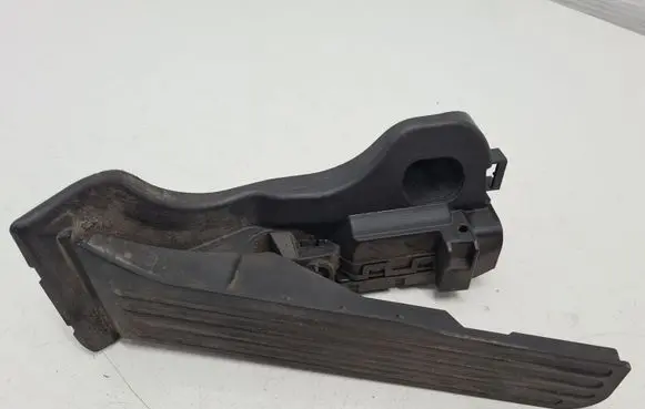 Volkswagen Golf V Accelerator throttle pedal 1K1721503L