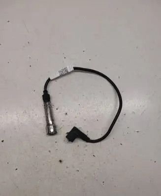 Volkswagen PASSAT B4 Ignition plug leads 036035255E