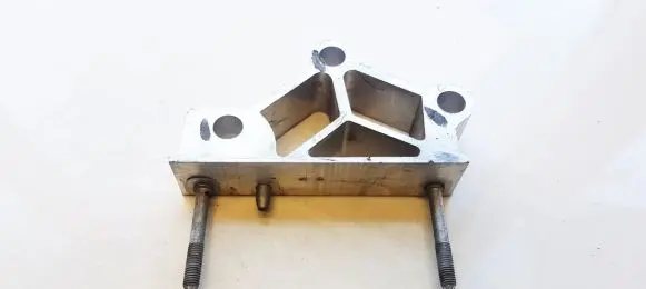 Audi A8 S8 D4 4H Engine mounting bracket 4H0857022A TL116N20
