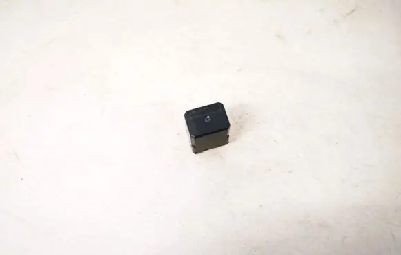 Mazda 3 II Other relay um4667730
