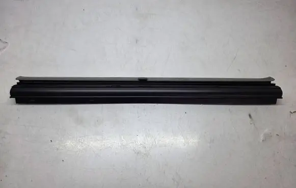 Volkswagen Transporter - Caravelle T5 Rear door window curtain/sunshade 7H5861330