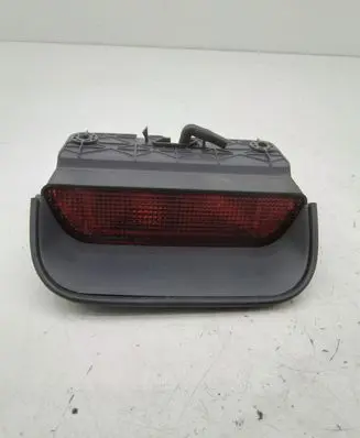 Honda CR-V Third/center stoplight