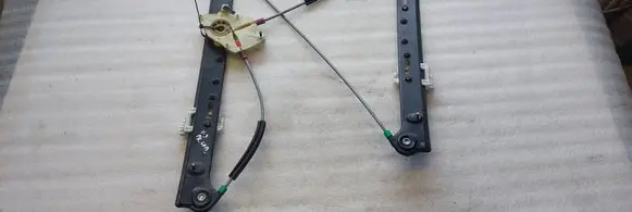 BMW X3 E83 Front window lifting mechanism without motor 007083011