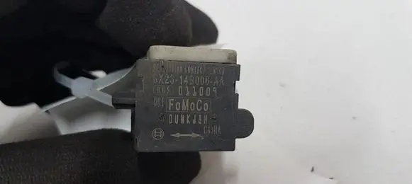 Jaguar XF X250 Airbag deployment crash/impact sensor 8X2314B006AA