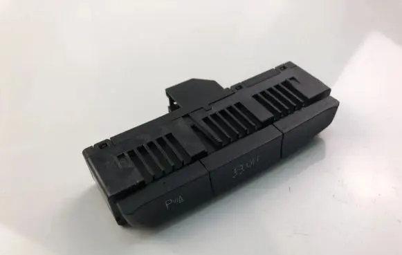 Audi A4 S4 B6 8E 8H Parking (PDC) sensor switch 8K0959673G