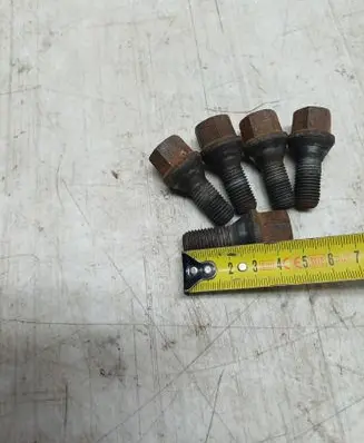 Opel Zafira B Nuts/bolts