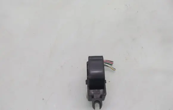 Nissan X-Trail T30 Electric window control switch