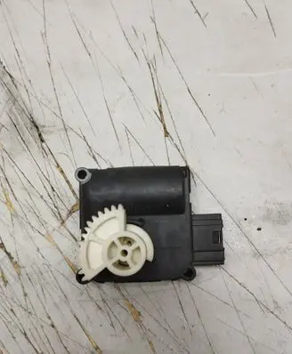 Audi A6 S6 C6 4F Air flap motor/actuator 0132801369 4F0820511B CZ1168803710