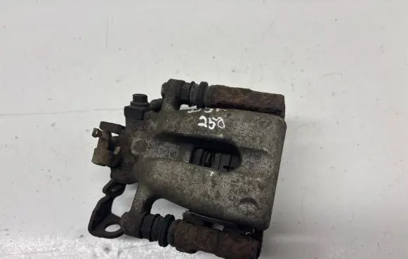 Opel Astra H Rear brake caliper