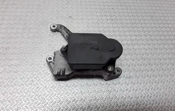 Opel Vectra C Intake manifold valve actuator/motor 55205127