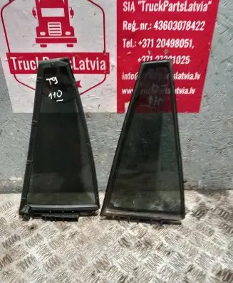 Toyota RAV 4 (XA30) Rear vent window glass 6818942040 T9110
