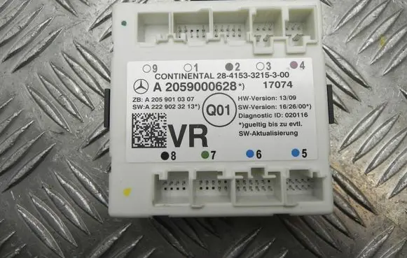 Mercedes-Benz C AMG W205 Door control unit/module A2059000628 G4601