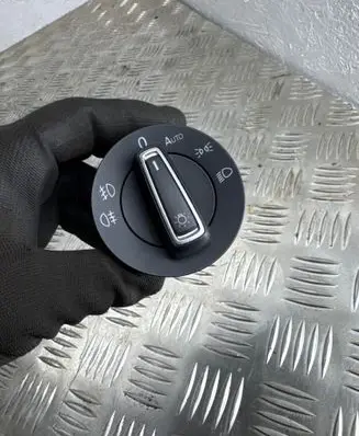 Volkswagen Golf Sportsvan Light switch 5G0941431BD