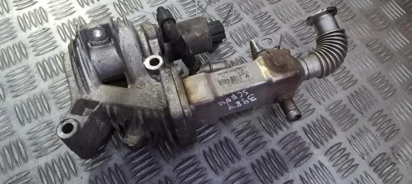 Renault Scenic II - Grand scenic II EGR valve 70007504 04T131