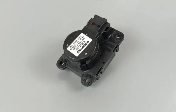 Mitsubishi Eclipse Cross Air flap motor/actuator CSA512T014