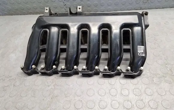 BMW X3 E83 Intake manifold 7790480