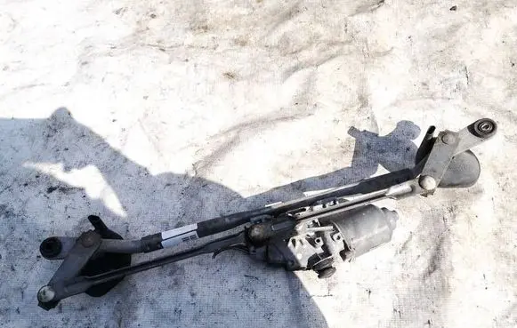 Dodge Caliber Front wiper linkage and motor