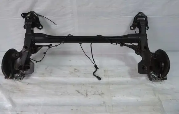 Opel Meriva B Rear beam 