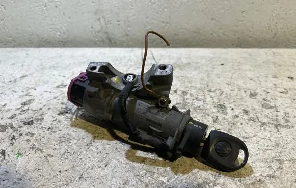 Audi A3 S3 8L Ignition lock contact 4B0905851B