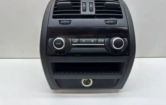 BMW 5 F10 F11 Cigarette lighter trim rear 9206664