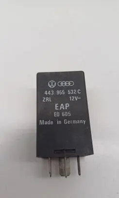 Audi A4 S4 B5 8D Other relay 443955532C E0605 272