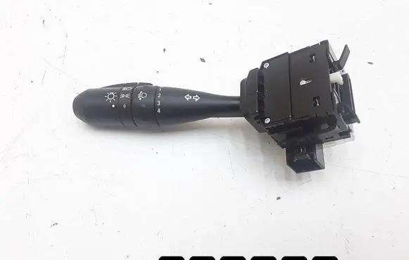 Mitsubishi Colt Other switches/knobs/shifts 17E018