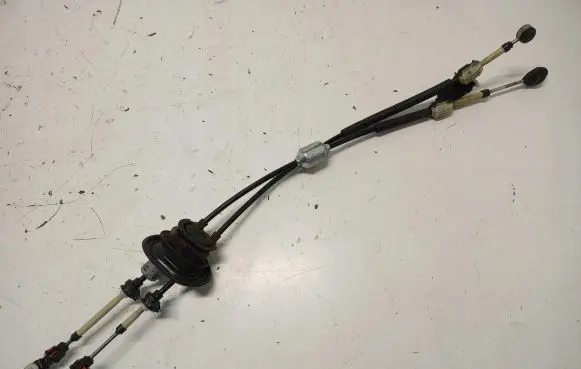 Citroen C3 Gear shift cable linkage