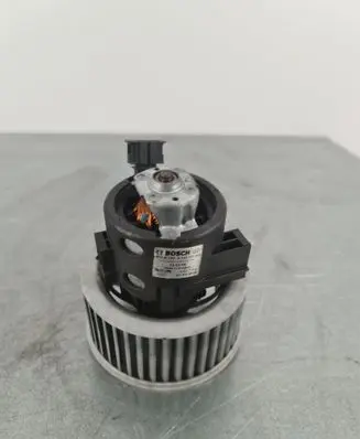 Land Rover Evoque I Heater fan/blower 0130101620 0018302608