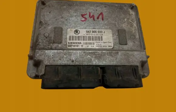 Skoda Fabia Mk1 (6Y) Engine control unit/module 047906033J