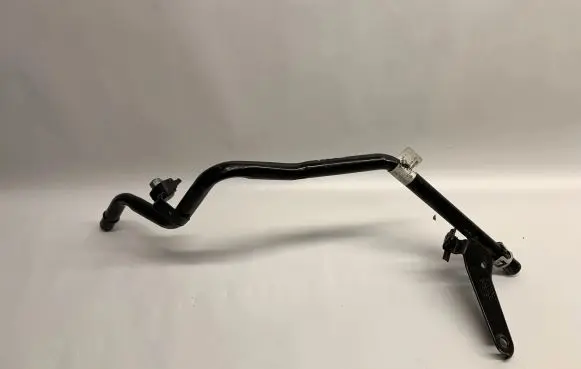 Ford Mustang VI Engine coolant pipe/hose GR3318K582AB