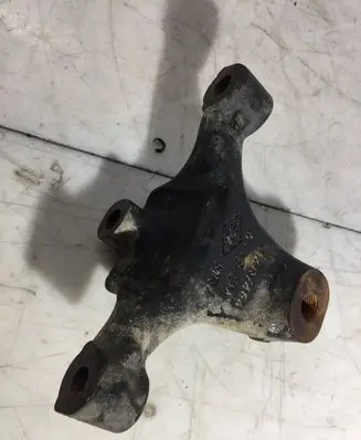 Opel Vivaro Engine mounting bracket 314R464