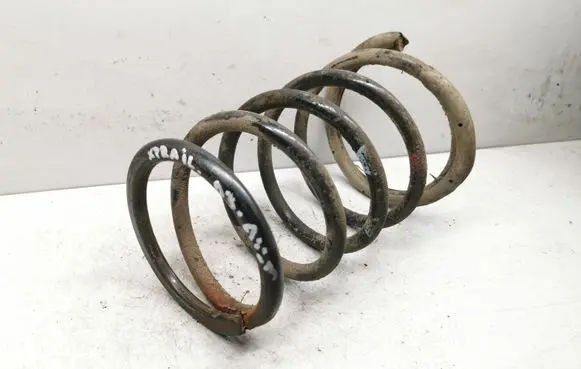 Nissan X-Trail T30 Rear coil spring
