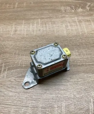 Subaru Impreza II Airbag deployment crash/impact sensor 2523000690 98235FE000