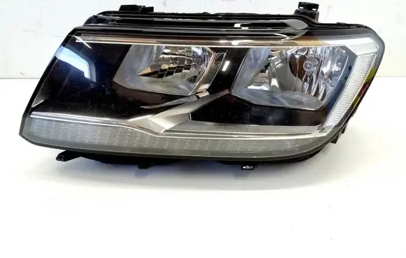 Volkswagen Tiguan Headlight/headlamp 5NC941005B