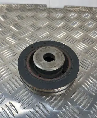 Subaru Impreza III Crankshaft gear 