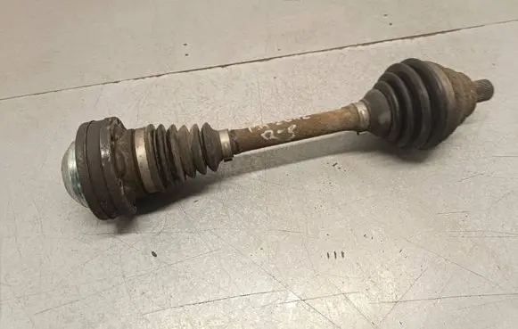 Audi Q3 8U Front driveshaft