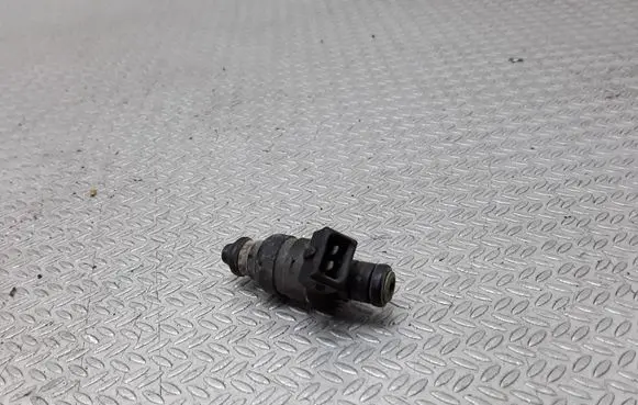 Audi A6 S6 C5 4B Fuel injector 078133551AC