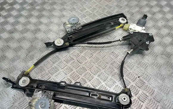 Rear door window regulator with motor