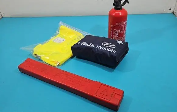 Hyundai ix35 Emergency warning sign IMPRK1412495