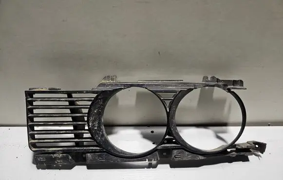BMW 5 E34 Front grill