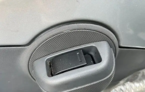 Citroen C1 Electric window control switch 