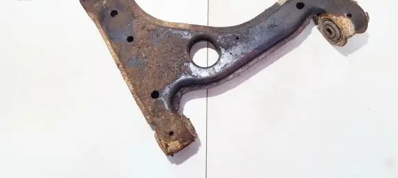 Opel Vectra B Front lower control arm/wishbone