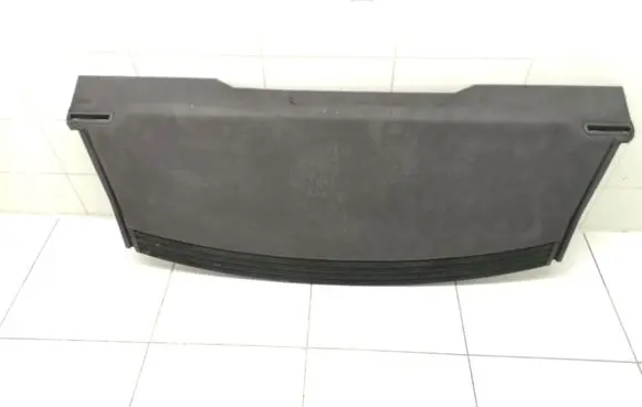 Parcel shelf