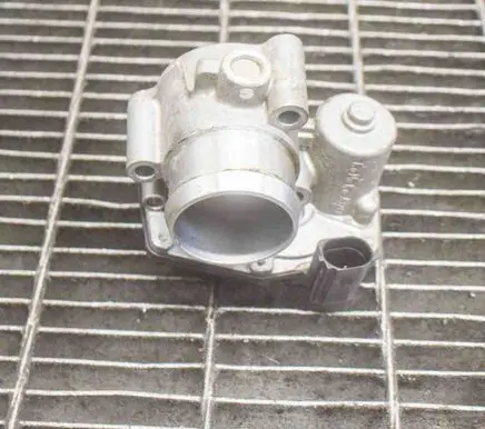 Ford Focus Throttle valve CM5G9F991FA