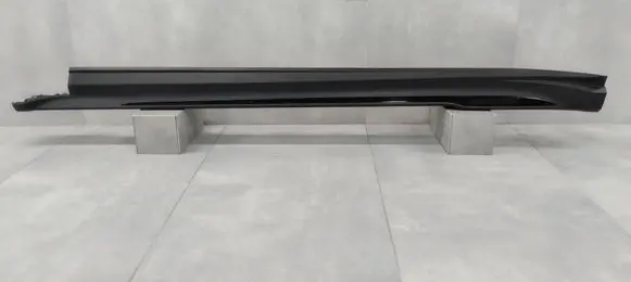 Porsche Taycan 9J1 Sill 9J1854883H