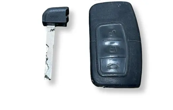 Ford Focus Ignition key/card 9M5T15K681DB