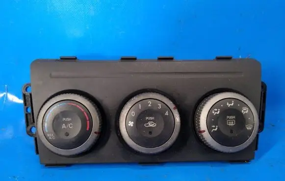 Mazda 6 Air conditioning/heating control unit GS3L61190D
