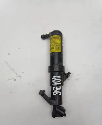Mercedes-Benz C AMG W203 Headlight washer spray nozzle 0308011011 A2038600647