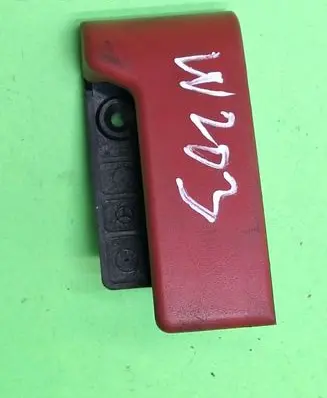 Mercedes-Benz C W203 Engine bonnet (hood) release handle