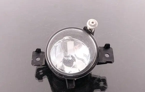 BMW X5 E70 Front fog light 6317722464401 17478802
